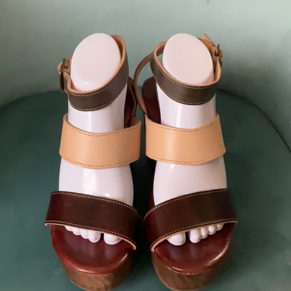 Bedstu Sophie Platform Sandals - Picture 4 of 7